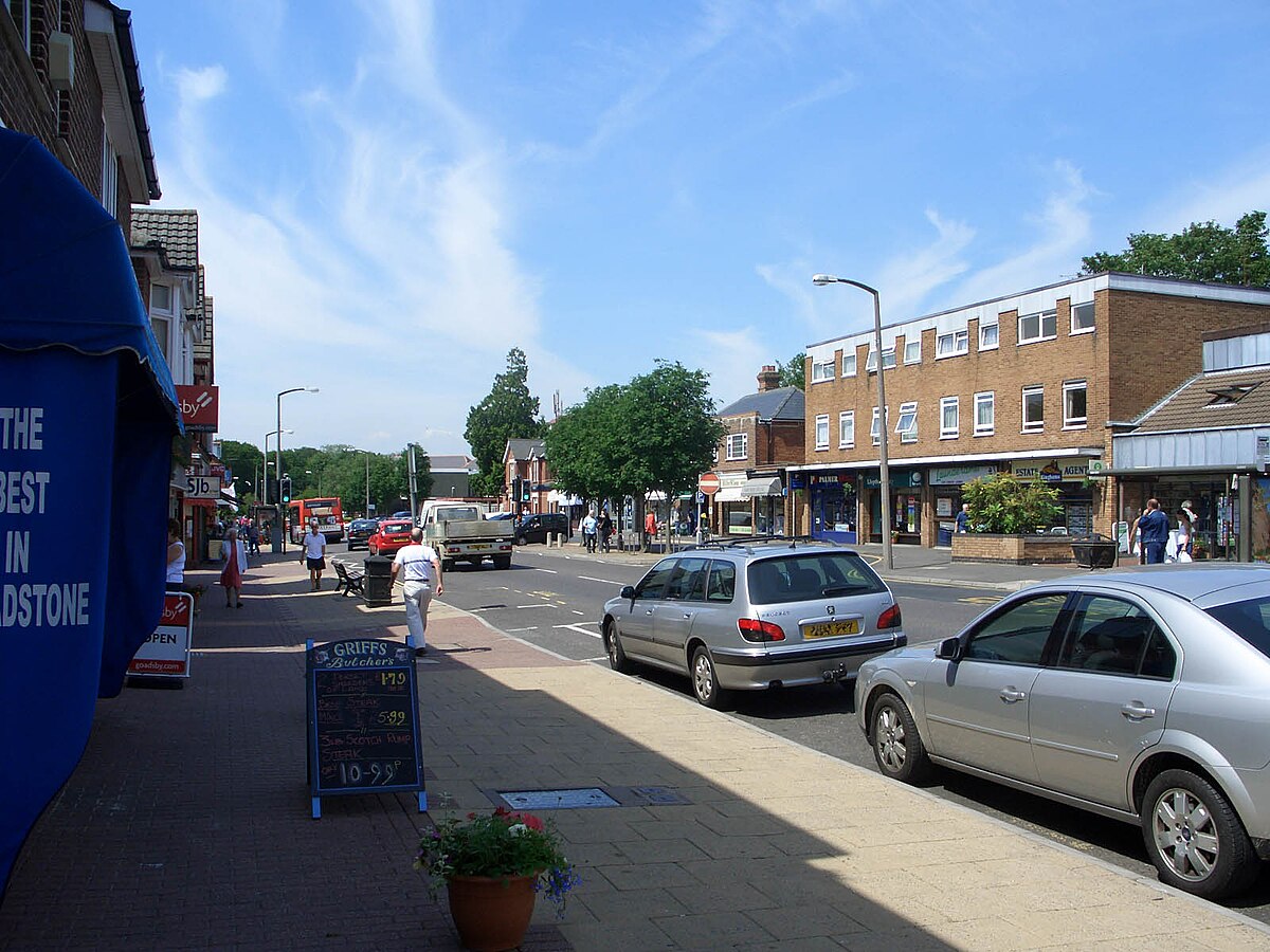 Broadstone village high street
